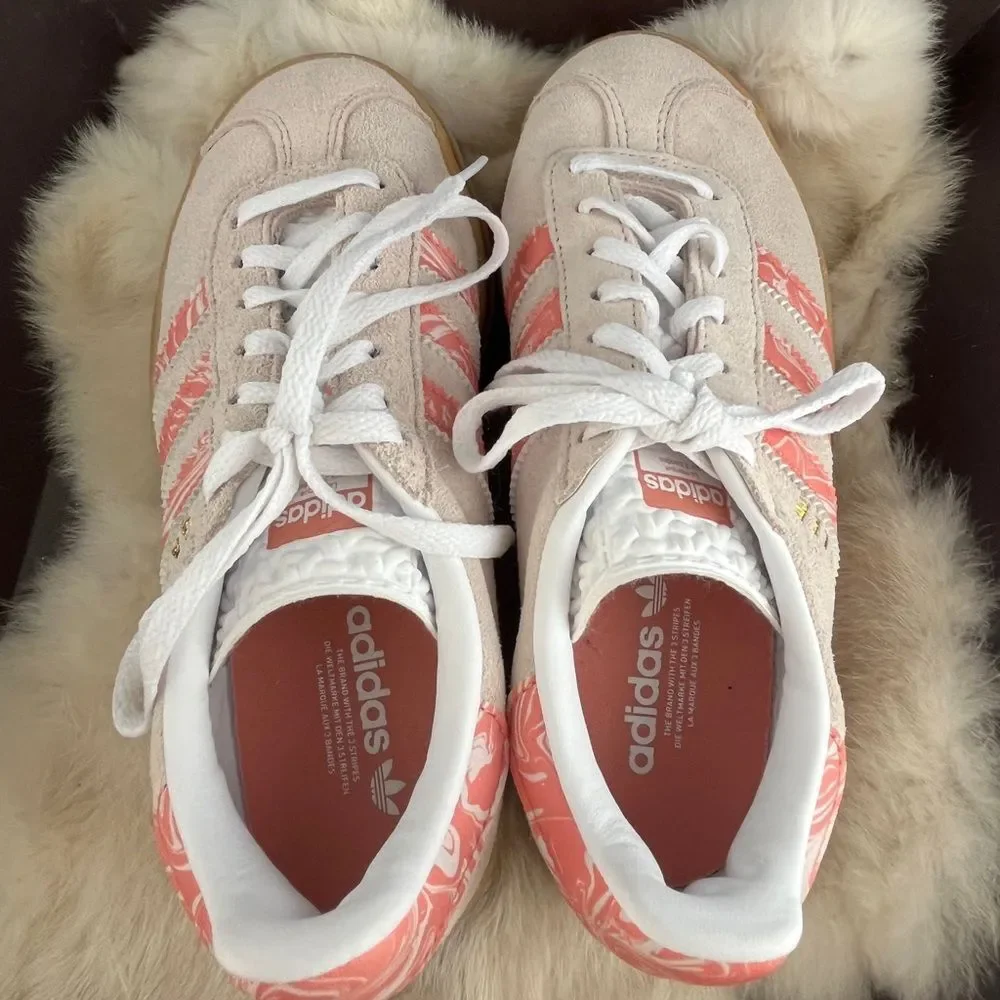 Adidas Gazelle Putty Mauve Cloud Women's Cream and T Pink Sneakers Sz 4.5 NWOT